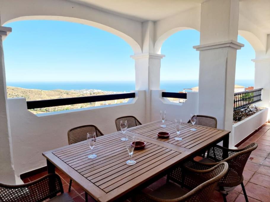 Las Palmeras Seaviews มิฮาส ภายนอก รูปภาพ